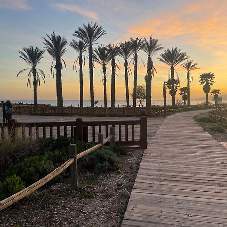Apartamento Del Toyo Almería Dış mekan fotoğraf