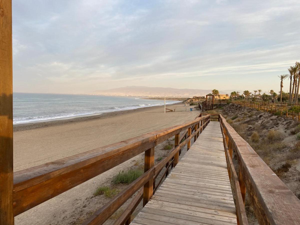 Apartamento Del Toyo Almería Dış mekan fotoğraf