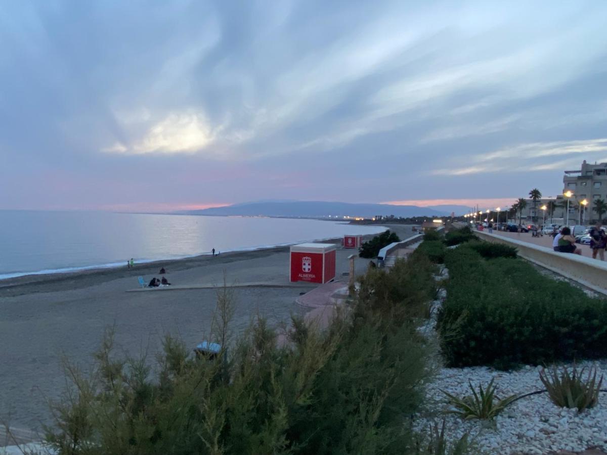 Apartamento Del Toyo Almería Dış mekan fotoğraf